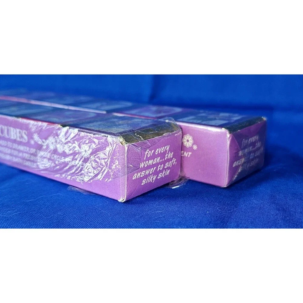 2 NEW Vintage Delagar English Bath Cubes England Plumeria Violet Freesia NOS